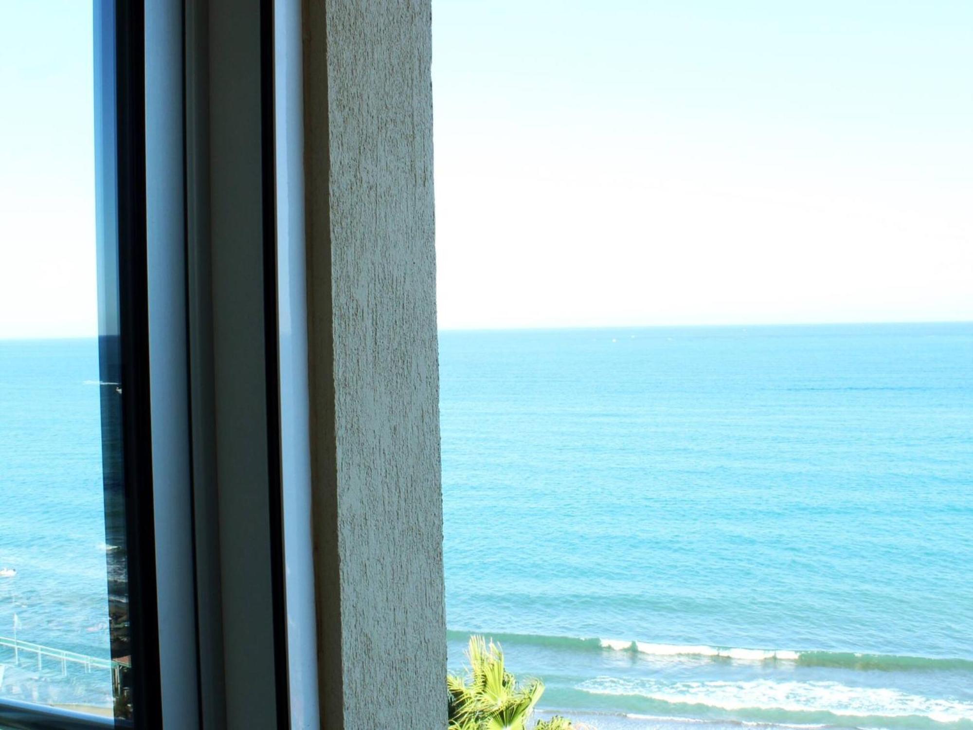 Esplendido Apartamento A Pie De Playa En Torremolinos Exterior foto